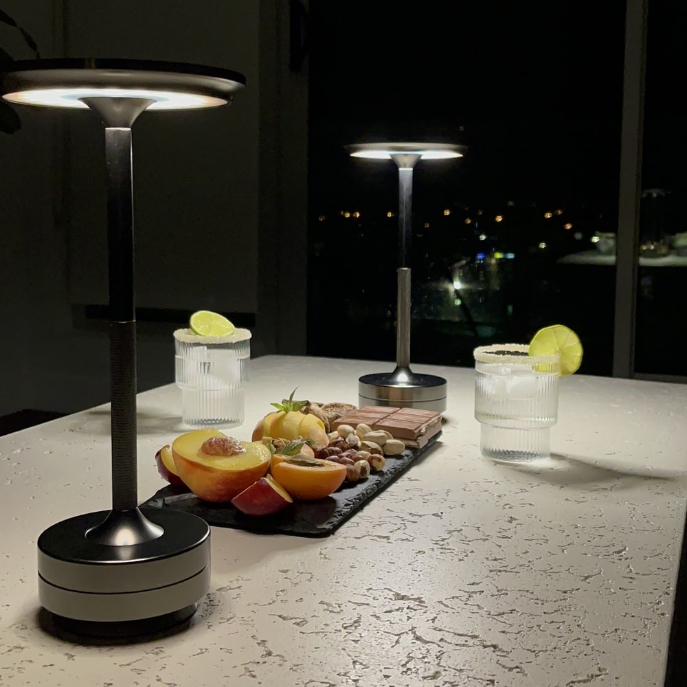Ambient Metallic Trådlös Bordslampa Carvallo