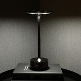 Ambient Metallic Trådlös Bordslampa Carvallo