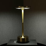 Ambient Metallic Trådlös Bordslampa Carvallo