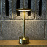 Ambient Metallic Trådlös Bordslampa Carvallo