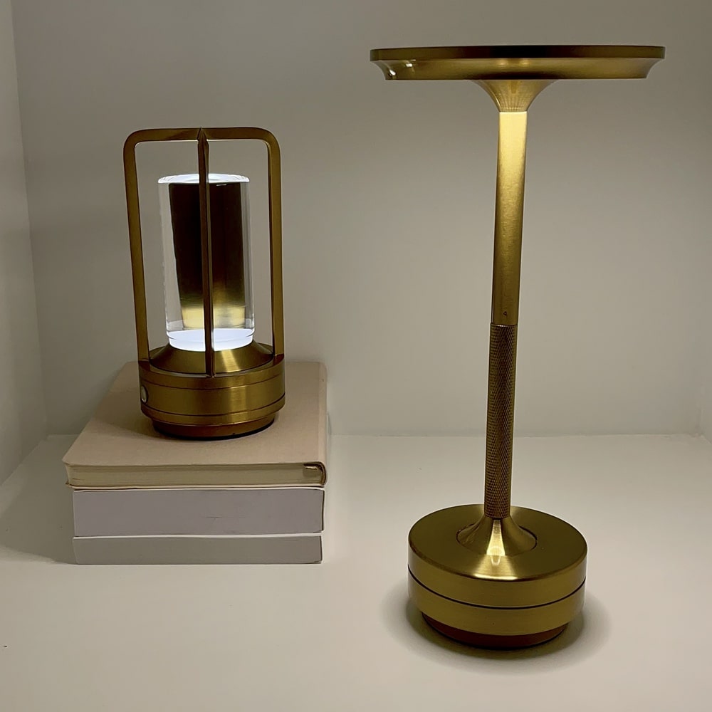 Ambient Metallic Trådlös Bordslampa Carvallo