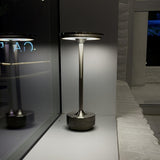 Ambient Metallic Trådlös Bordslampa Carvallo