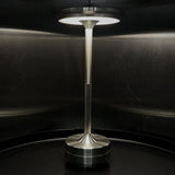 Ambient Metallic Trådlös Bordslampa Carvallo