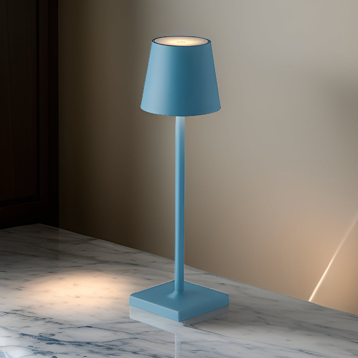Uppladdningsbar bordslampa Carvallo