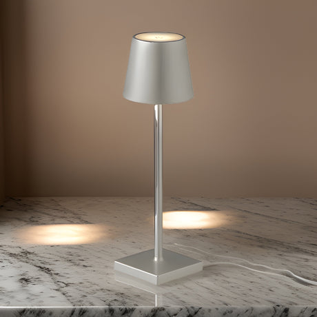 Uppladdningsbar bordslampa Carvallo