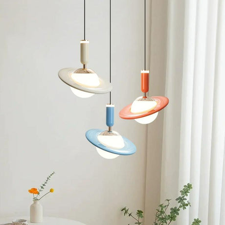OrbitGlow – Saturn-inspired pendant lamps in playful pastel colors Carvallo