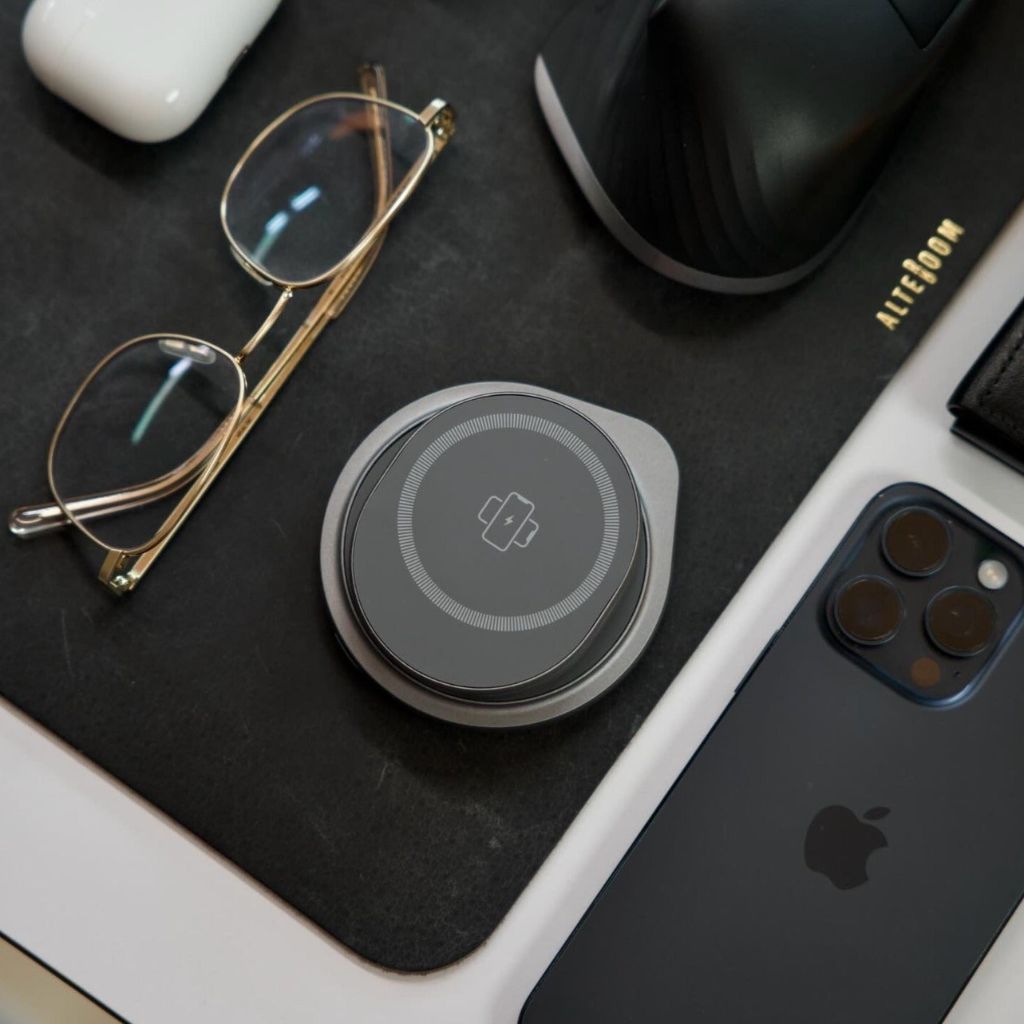 Trådlös laddningsstation med vikbar stativ Carvallo