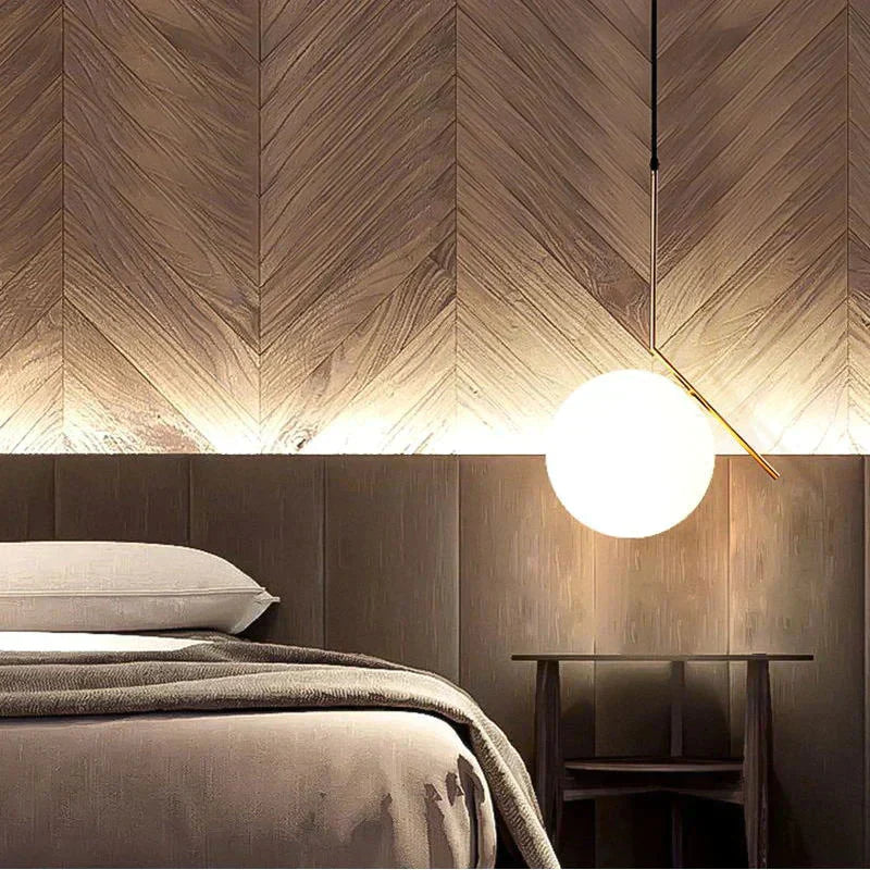 Mysig skandinavisk hänglampa med glasglobskärm Carvallo