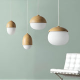 Pendellampa med glas- och trädetaljer – Dekorativ ekollonform i månstil Carvallo