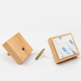 Carvallo – Handgjord Träväggskrok med Messingsfäste Carvallo