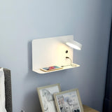 LED-vägglampa med USB-laddfunktion – Mjukt, Varmt Ljus med På-/Av-knapp Carvallo