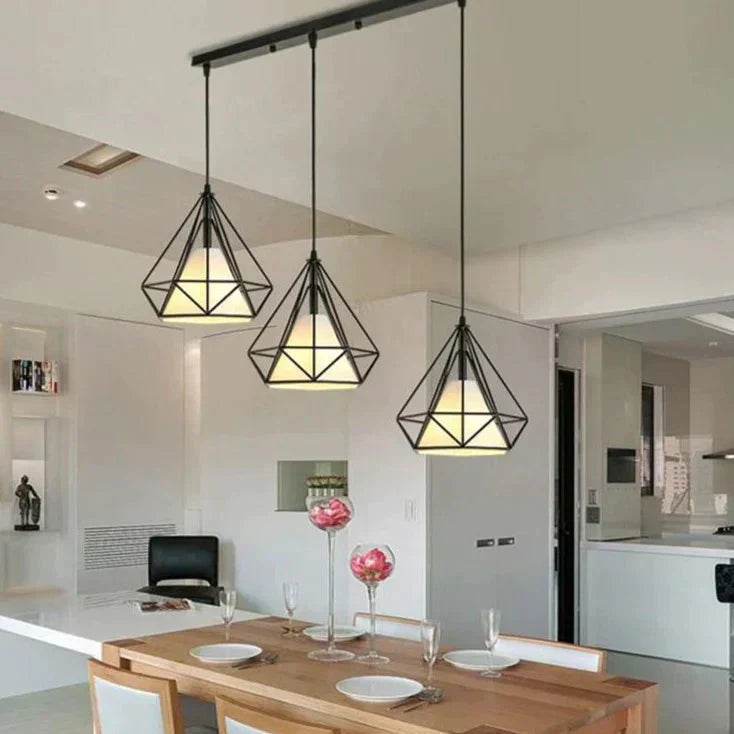 Snygg pendel med järnram – E27-kompatibel, designad för kök och matsalar Carvallo