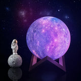 Färgförändrande månlampa med trähållare och fjärrkontroll Carvallo