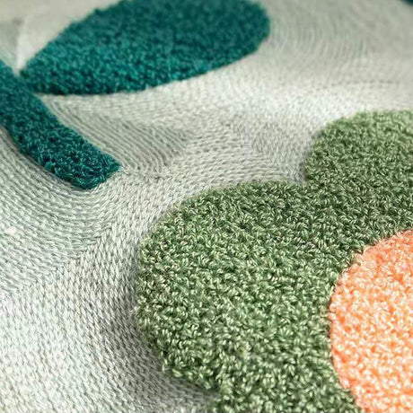 Carvallo – Stickad Kuddeöverdrag med Lummigt Blommönster & Djurtema Carvallo