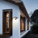 Basil - Krökt Pan Vattentät Utomhus Vägglampa Bar Carvallo