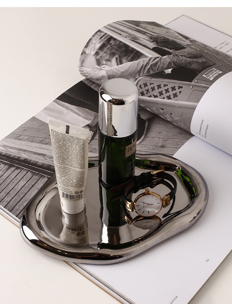 Carvallo – Glänsande Keramikskål med Unik Design Carvallo