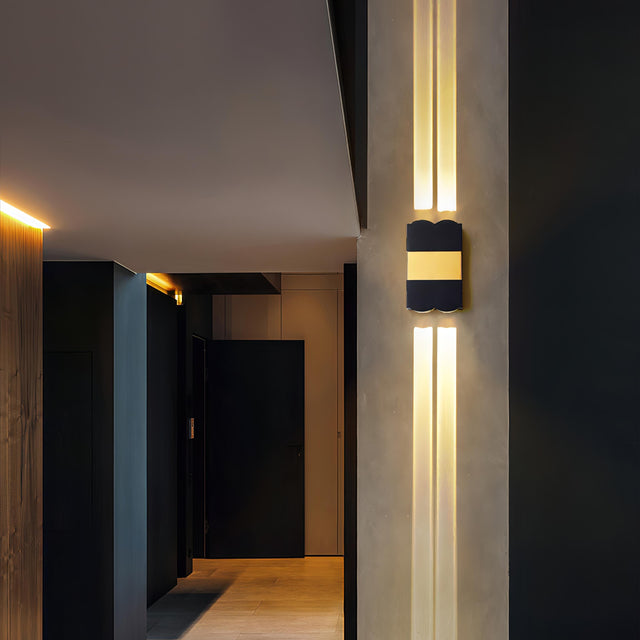 Vana - IP54 Vattentålig Utomhus Väggspotlight i Aluminium Carvallo