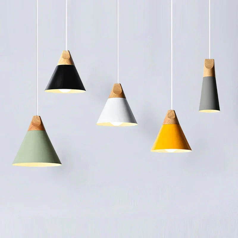 Stilig Trä och Aluminium LED Hängande Lampa – E27 Kompatibel Carvallo