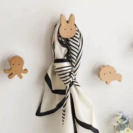 Carvallo – Leka träväggskrokar med skandinavisk elegans Carvallo