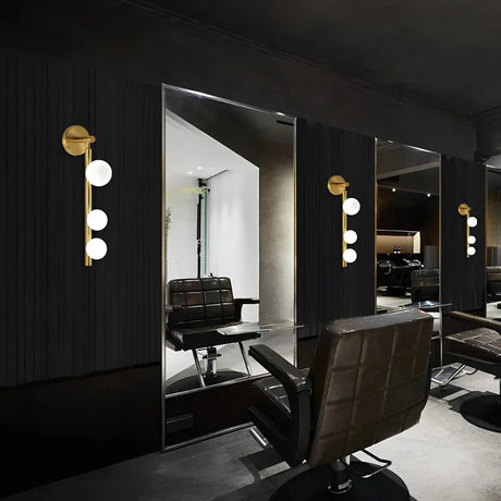 NordAura – Stilren vägglampa med skandinavisk design för modern inredning Carvallo