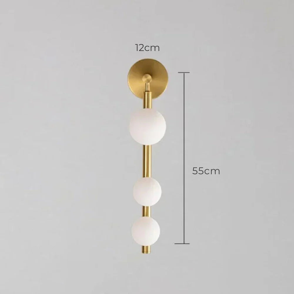 NordAura – Stilren vägglampa med skandinavisk design för modern inredning Carvallo