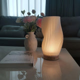 ChicPleats Lampa - Luksusig Fransk Kräm Ficklampor för en Mysig Atmosfär Carvallo