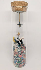 SculptedView - Konstnärlig Reagensrörsmonitor För Unik Inredning Carvallo