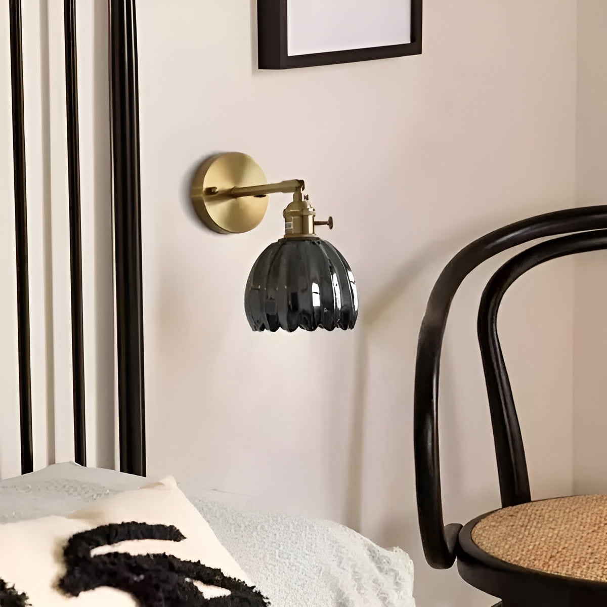 AuroraGlow Light - Modern Tulpan-Glas LED-Vägglampa Carvallo