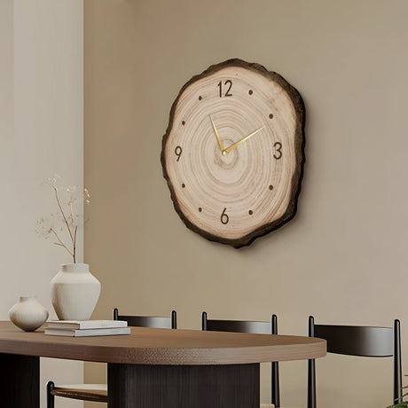 Träskiva Väggklocka | LED Ljus | Fjärrkontroll | Naturlig Rund Design | Varm Ljus Carvallo