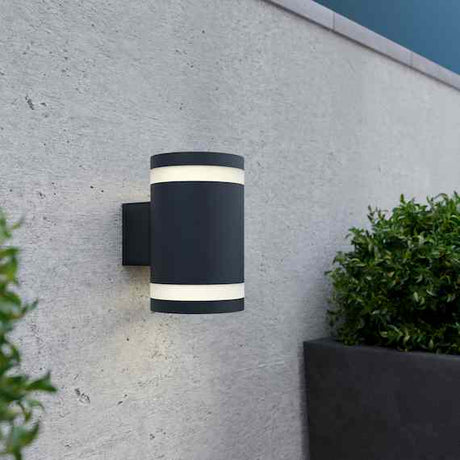 Utomhus vägglampa solenergi LED vattentålig uppner Carvallo