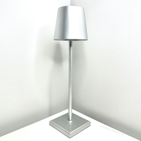 Modern trådlös bordslampa | 15" uppladdningsbar LED | Beröringsljusstyrning | Elegant design i 10 färger Carvallo