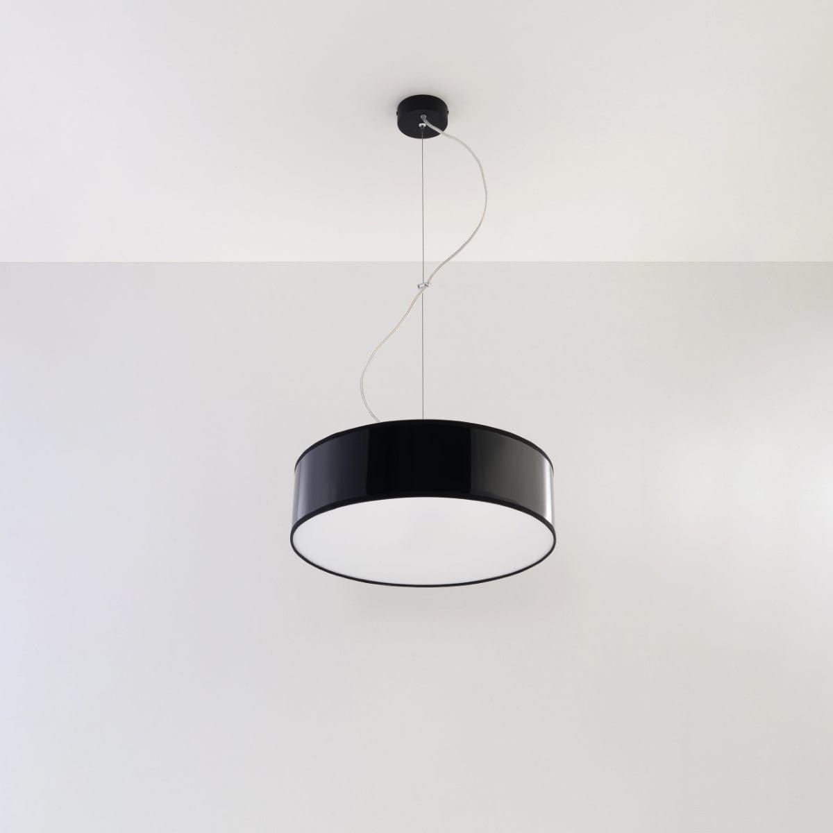 Arena Black Ceiling Lamp - Modern PVC Design - E27 LED - 35x35x11 cm Carvallo