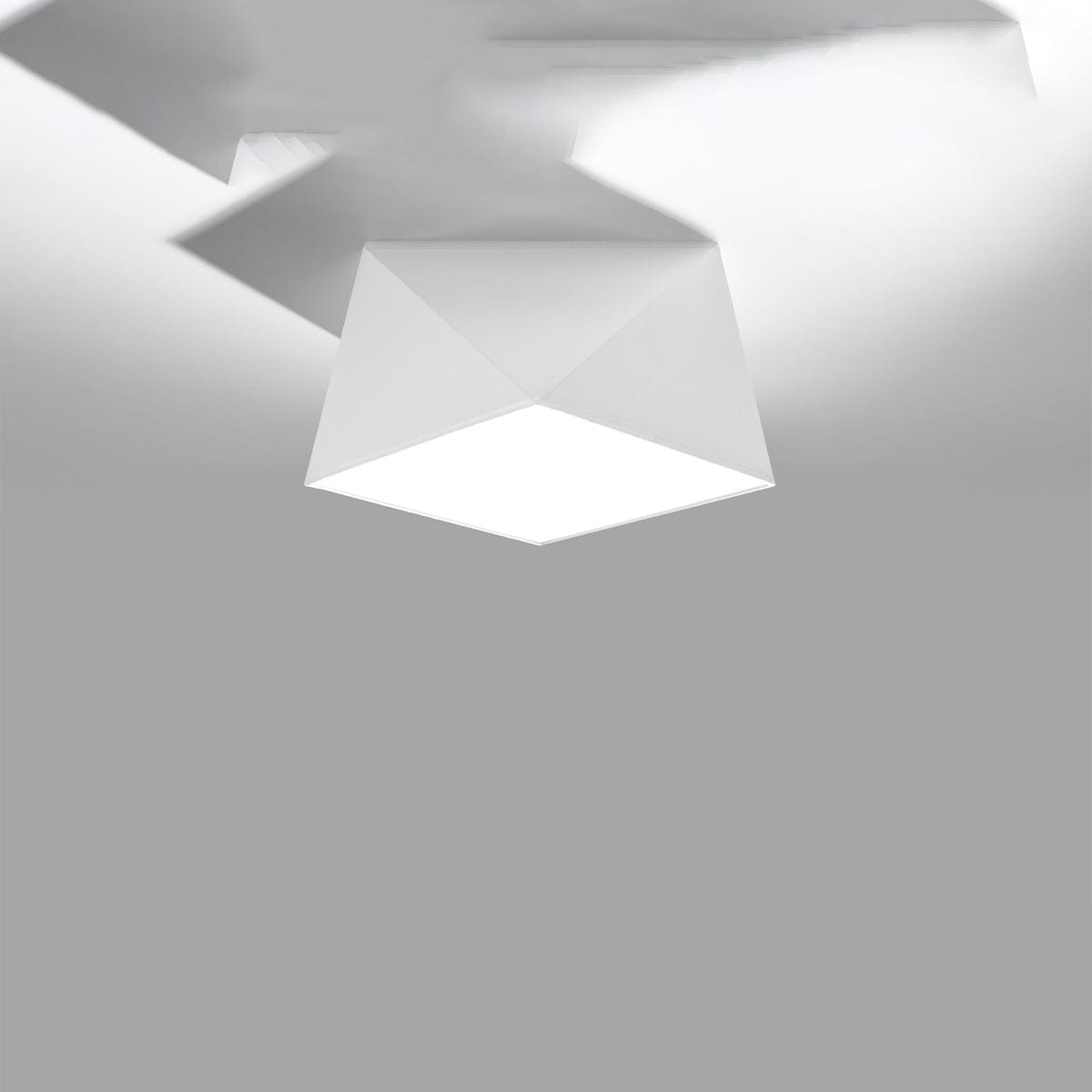 HEXA Vit Taklampa - Modern Geometrisk Design - E27 Lampa Kompatibilitet - 3 Färgval - Stilig & Funktionell Belysning för Alla Rum Carvallo