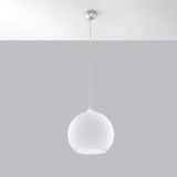 Pendellampa Boll - Vit Glasbollampa - Elegant Hängande Lampa - 8 Färgval - Utbytbar E27 Lampa - Jämn Ljusspridning - Lätt att Rengöra Carvallo