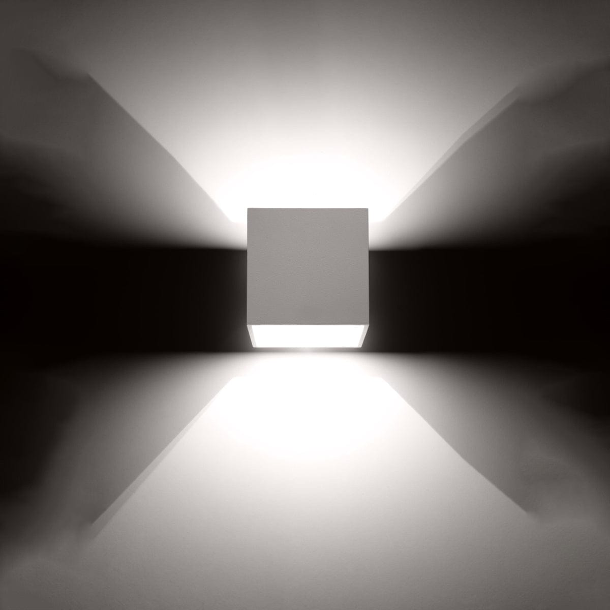 Quad White Wall Lamp - G9 Ljus - Aluminium - Modern Design - 10x12 cm Carvallo