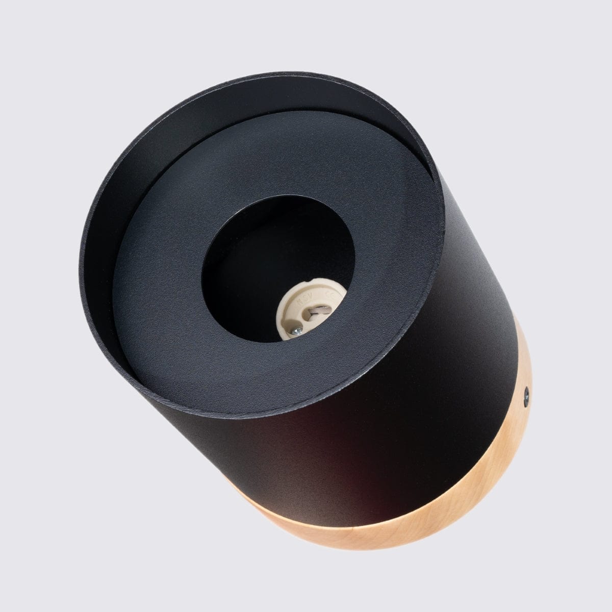 RIF Taklampa Svart - Elegant Design - Naturlig Träfinish - Mjuk LED-Belysning - Energibesparande - Idealisk för Vardagsrum och Kontor Carvallo