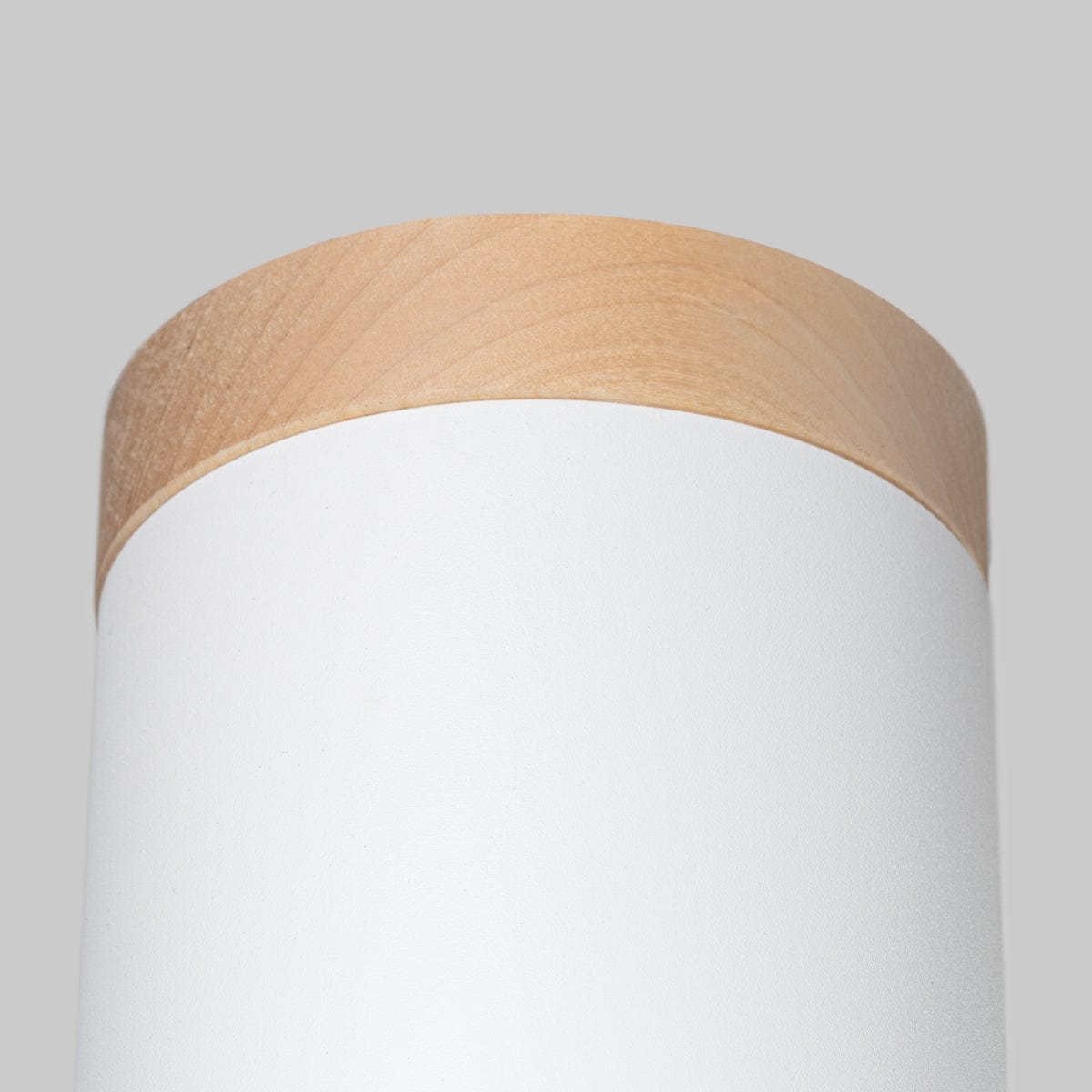 RIF Taklampa Vit - Elegant Design - Naturlig Träfinish - Mjuk LED-ljus - Energibesparande - Idealisk för Vardagsrum och Kontor Carvallo