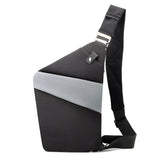 Crossbody-väska med stöldskyddande rese-design Carvallo