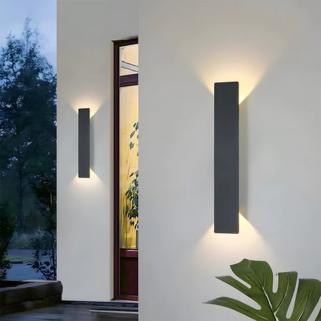 Utomhusvägglampa med modern vattentät design Carvallo