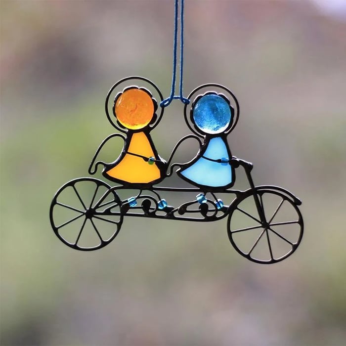 LumiPane – Minimalistisk solfångare i målat glas | UV-resistent fönster- och väggdekoration MILA Sverige