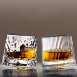 Carvallo – Texturerat Whiskyglas med Roternade Design för Elegant Sipande Carvallo