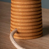 NordicGlow - Träbordslampa med Fälld Fot och Tyglampa Carvallo