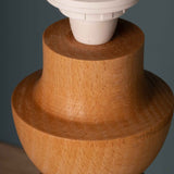 LumiWood – Trä Bordslampa med Tygskärm, Skandinavisk Nattbordslampa Carvallo