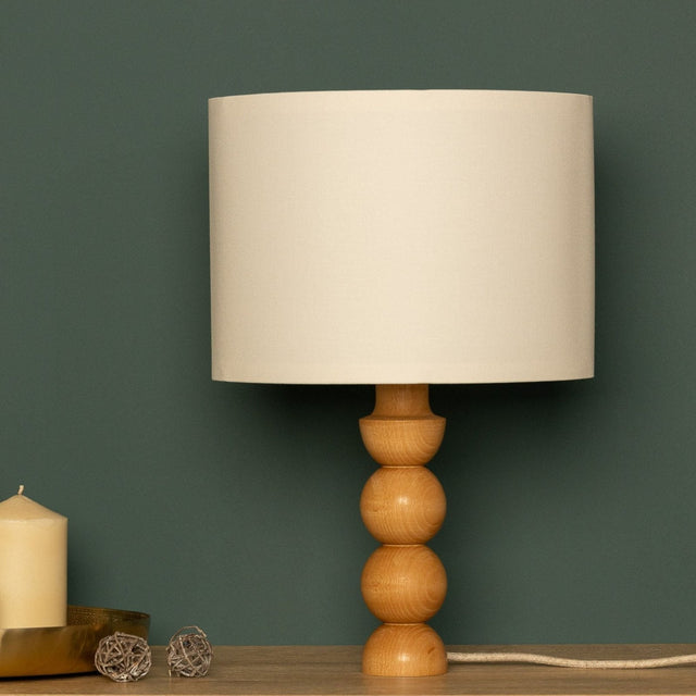 LumiWood – Trä Bordslampa med Tygskärm, Skandinavisk Nattbordslampa Carvallo