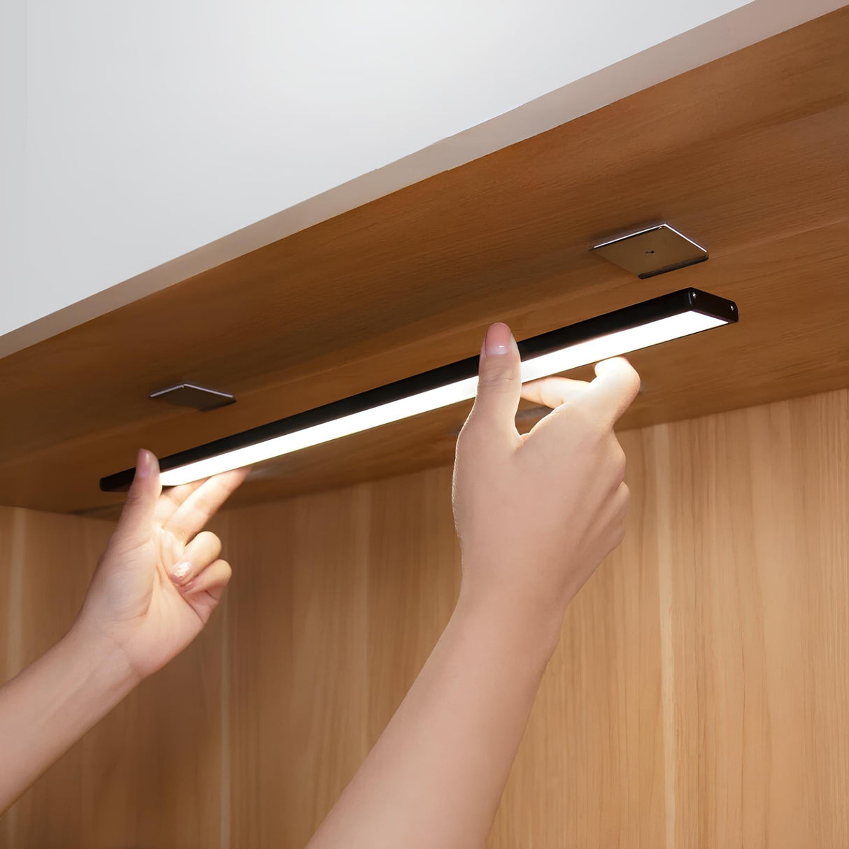 Uppladdningsbar rörelsesensor LED-skåpbelysning - Under skåpbelysning med rörelsesensor Carvallo