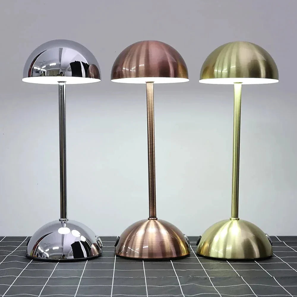 Dimbar Krom Finish LED Uppladdningsbar Bordslampa Carvallo