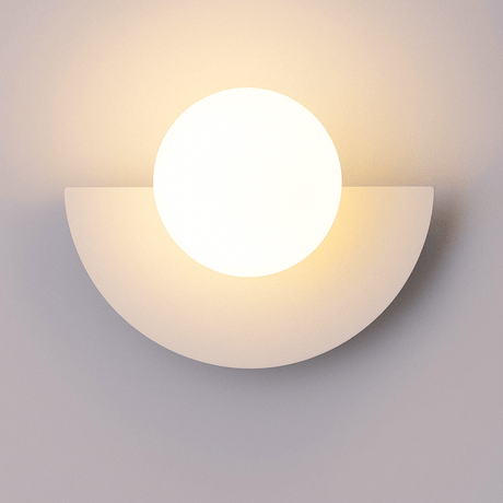 Frosted Globe Smidesjärn Vägglampa Carvallo