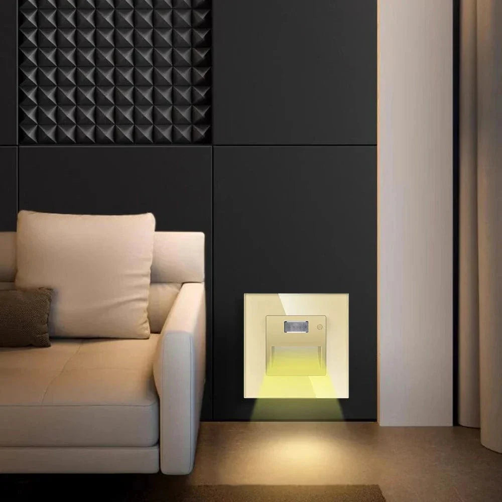 LED Rörelsesensor Trappa Lampa – Inbyggd Inomhusbelysning för Trapphus och Korridor, Energibesparande PIR Sensor Carvallo