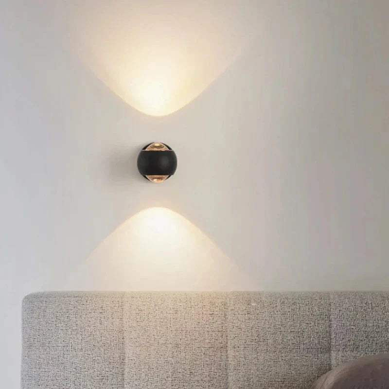 LED vägglampa med roterbar design – Modern - Frostad metall - Akrylinse - Upp/Ner belysning - Nordisk stil Carvallo
