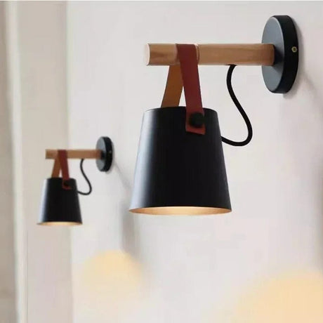 LED Vägglampa Med Justerbar Ljusfärg – Nordisk Design - Trä och Järn - Idealisk För Inomhusbruk - Modern Stil - Perfekt För Sovrum och Vardagsrum Carvallo